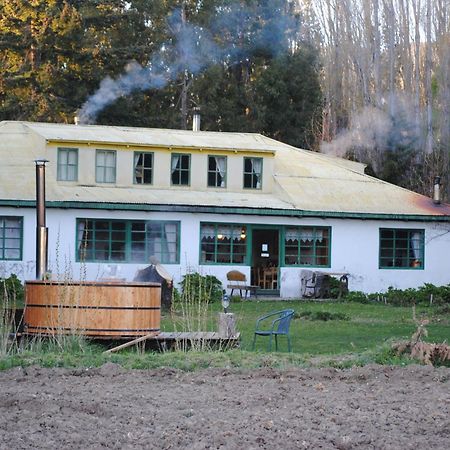 Готель Hosteria De La Patagonia Чіле-Чіко Екстер'єр фото