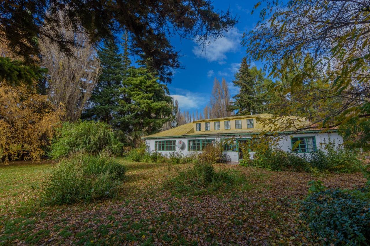 Готель Hosteria De La Patagonia Чіле-Чіко Екстер'єр фото