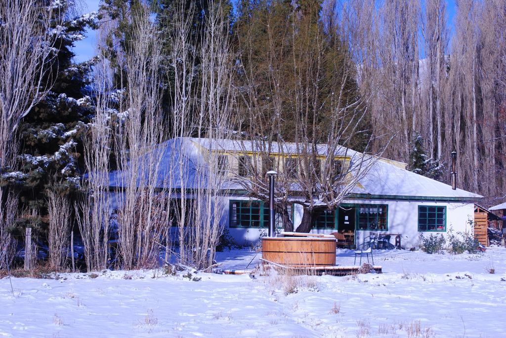 Готель Hosteria De La Patagonia Чіле-Чіко Екстер'єр фото