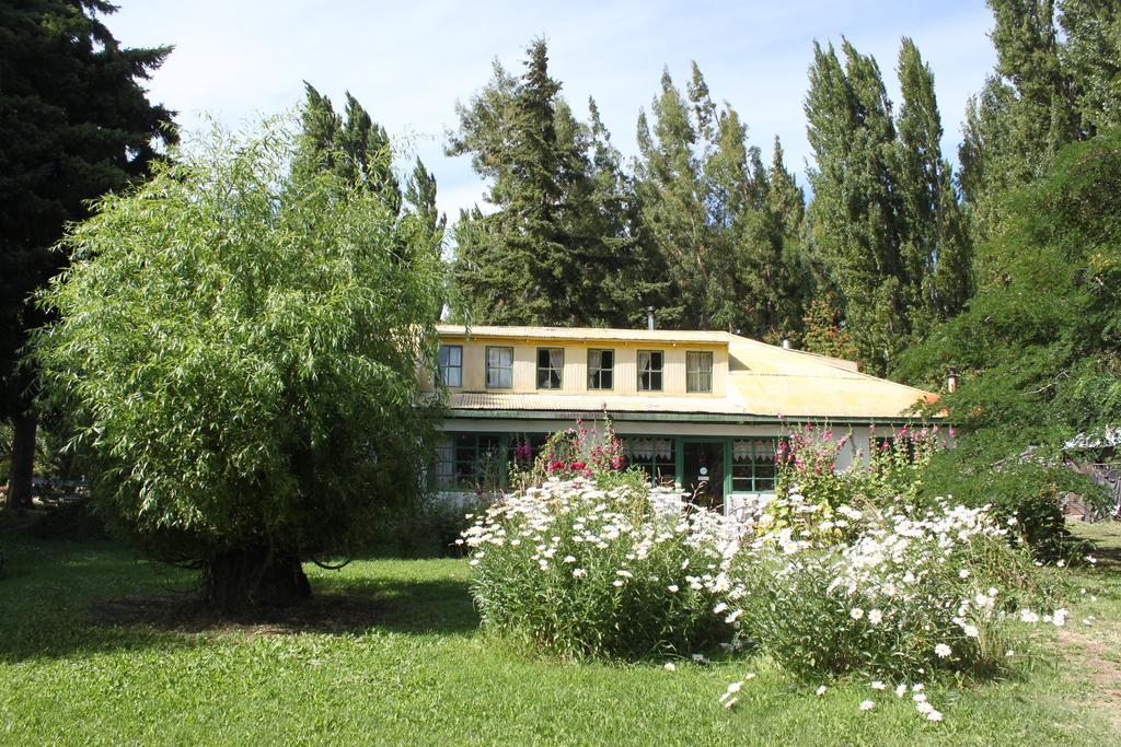 Готель Hosteria De La Patagonia Чіле-Чіко Екстер'єр фото